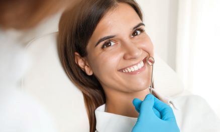 experienced dentist for Hollywood smile